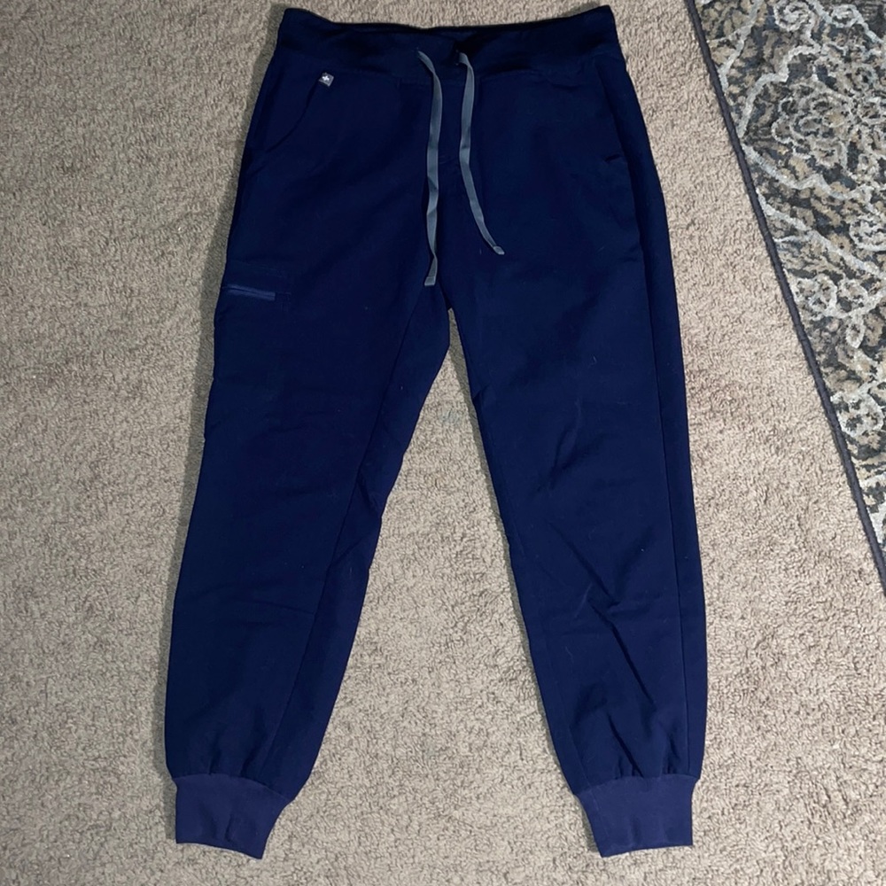 Figs navy blue Zamora jogger scrub pants. Small petite